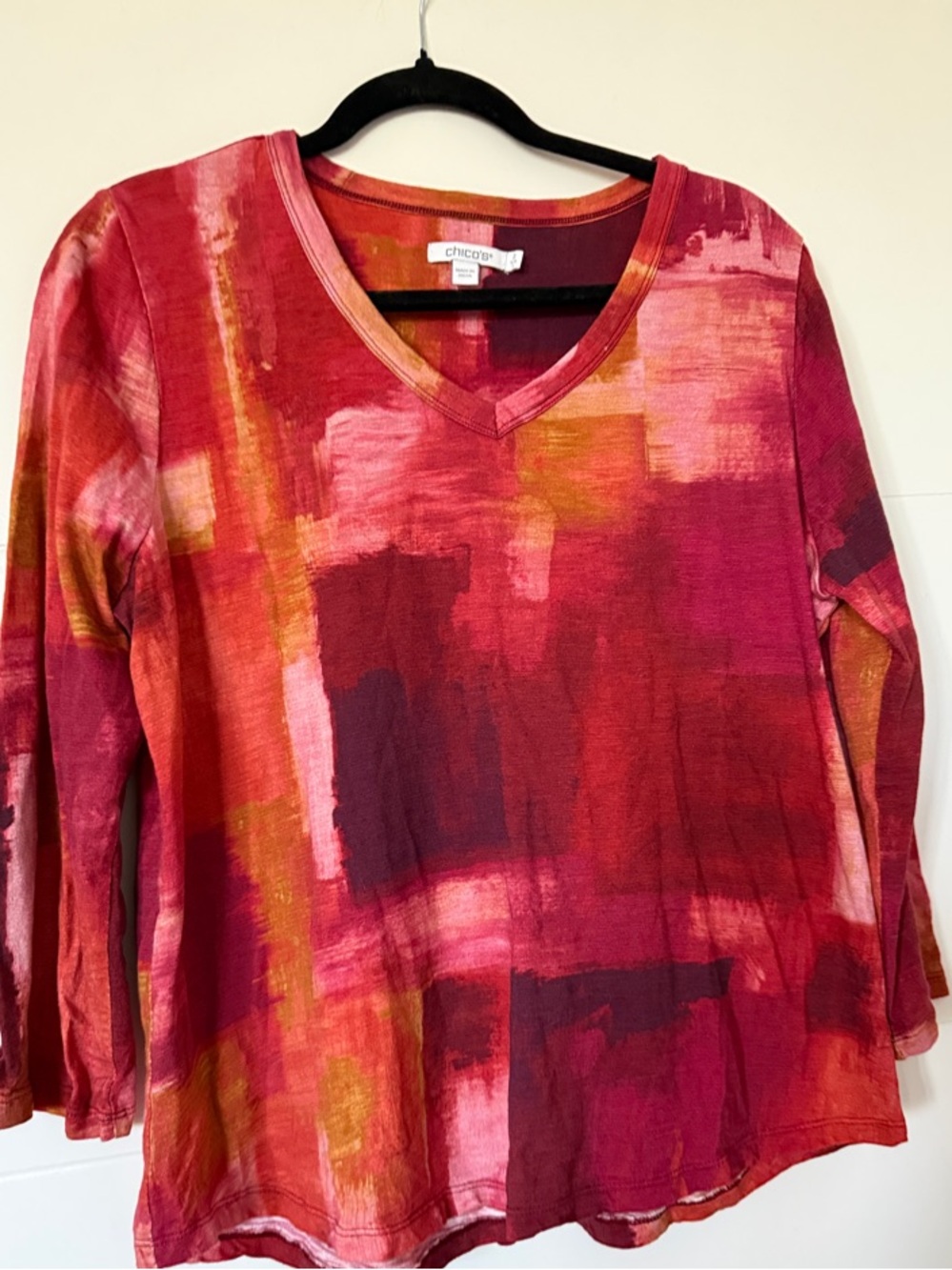 Chico's Red & Pink Abstract V-Neck Long Sleeve Top